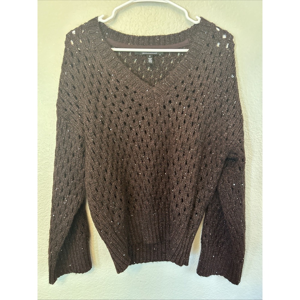 White House Black Market Women's V-Neck Sweater Size Medium Holiday Party